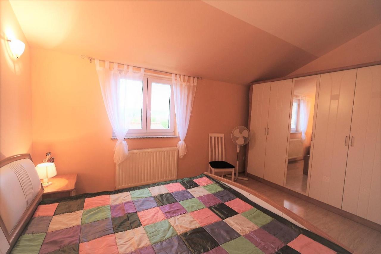 Apartments Coral, Klimno, Island Krk Exterior photo