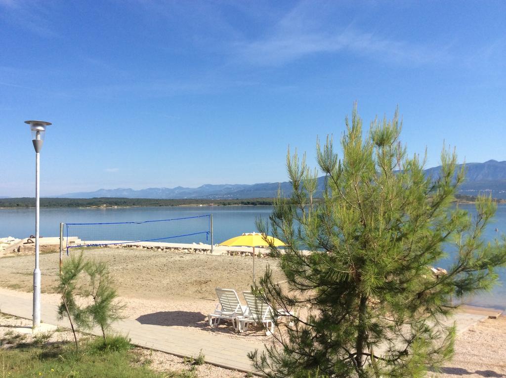 Apartments Coral, Klimno, Island Krk Exterior photo